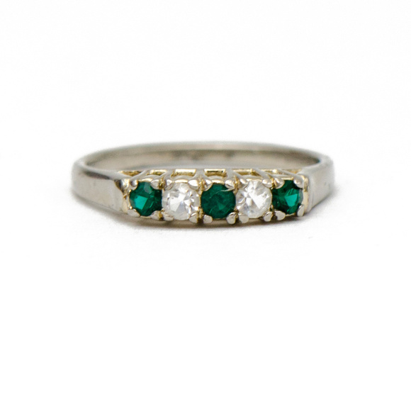 White Gold Ring With Synthetic Emeralds